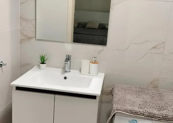 Cthomerimini, Miramare ريميني