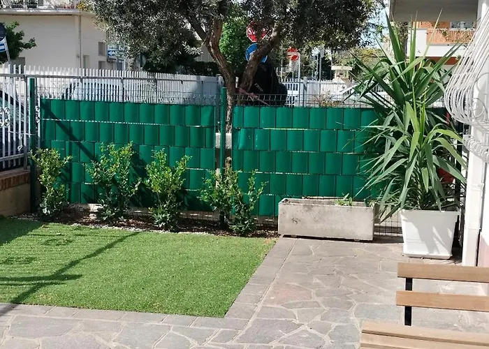 Cthomerimini, Miramare شقة *